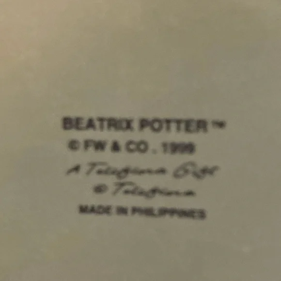 Peter Rabbit Ceramic Watering Can Planter - Picture 7 of 7